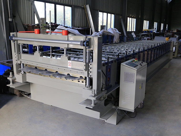 Dakpaneel Roll Forming Machine voor YX25-205-1025 Profiel